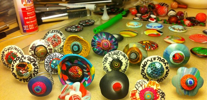 523719_337068476371992_1042813479_n